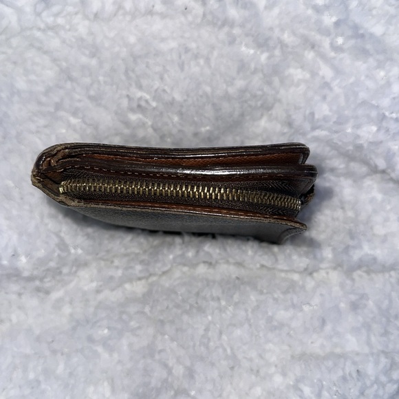 Louis Vuitton brown monogram bifold with zip around coin double pocket - Picture 8 of 12